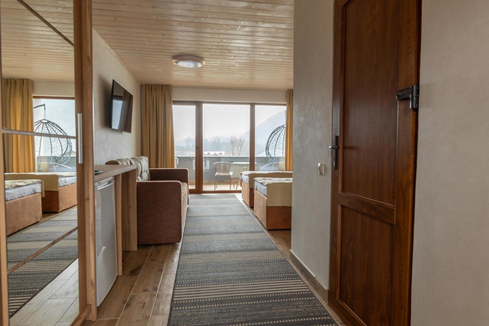 Шаян Гора Apartment Екстериор снимка
